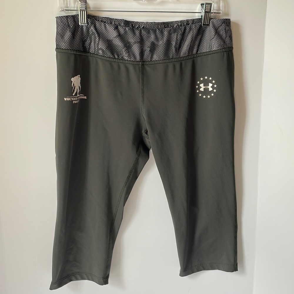 Under Armour Women's Large Fitted Capris Heat Gear Wounded Warrior